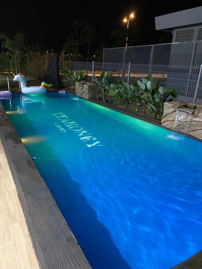 Tea Honey Luxury Villa Malacca Ngoại thất bức ảnh